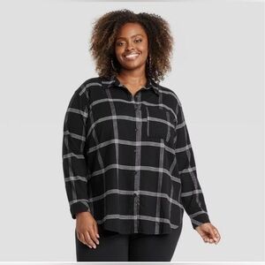 NEW…Ava & Viv Black and White Plaid Button-Up Shirt